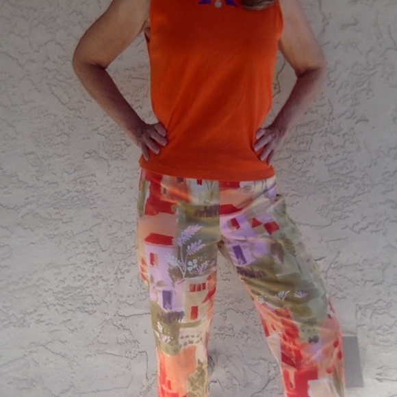 Wearable art capris - Picture 2 of 6